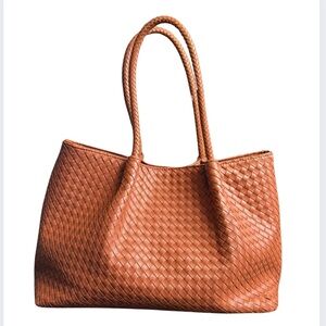 Lulu Dharma Tote Bag